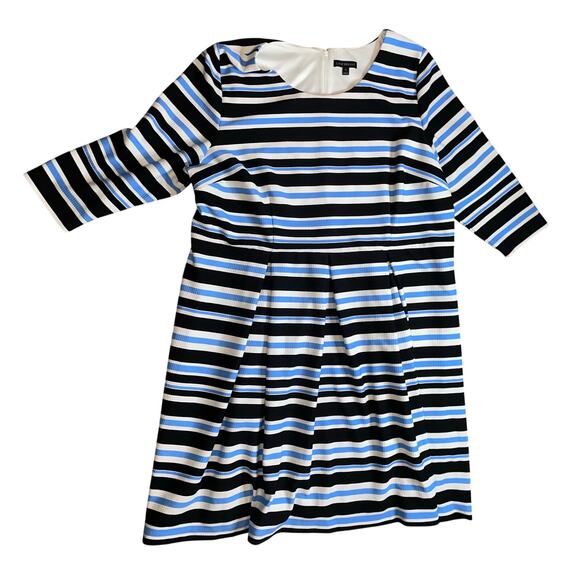 Lane Bryant Dresses & Skirts - Lane Bryant Striped Pleated Dress - Size 24 ***